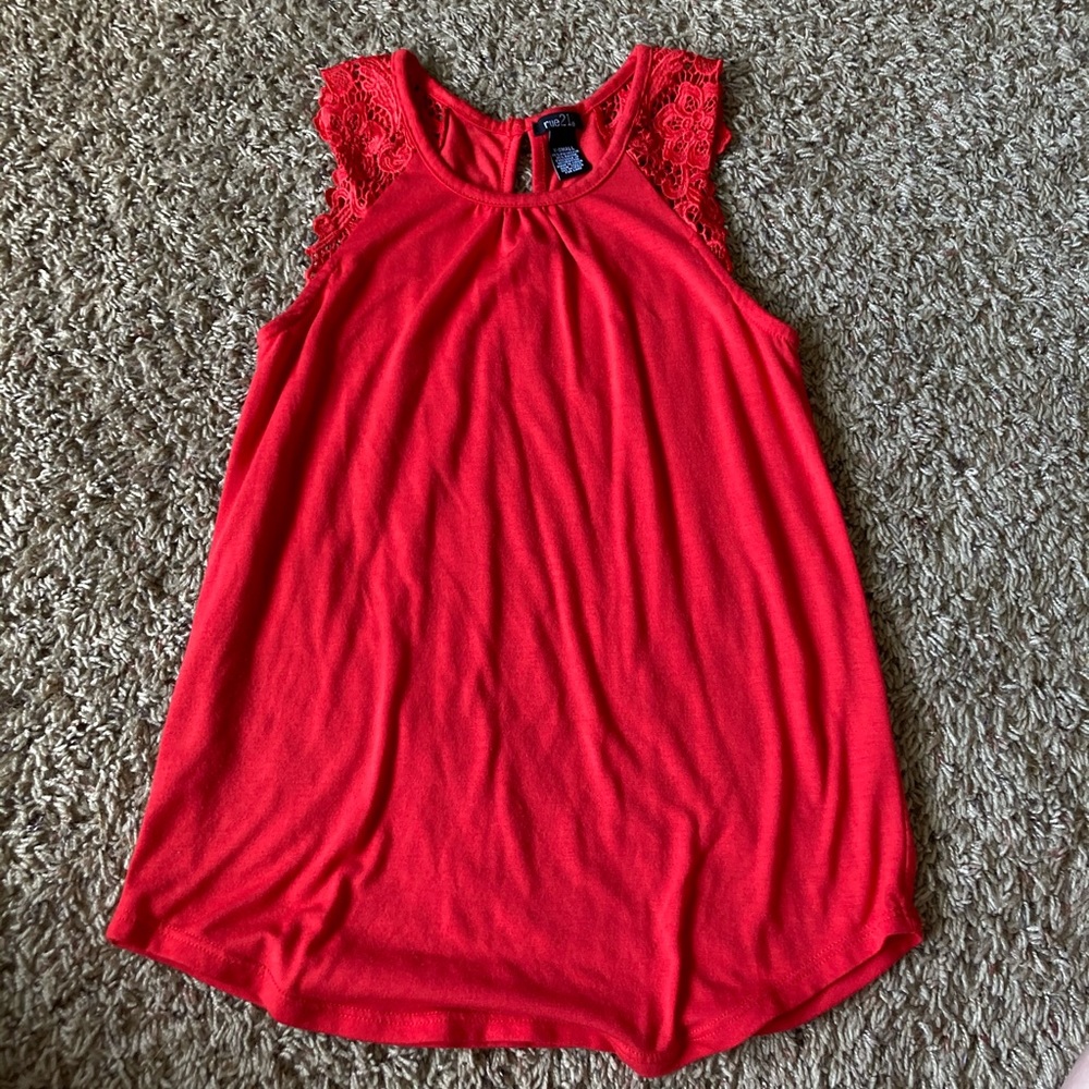 Red Tanktop with floral